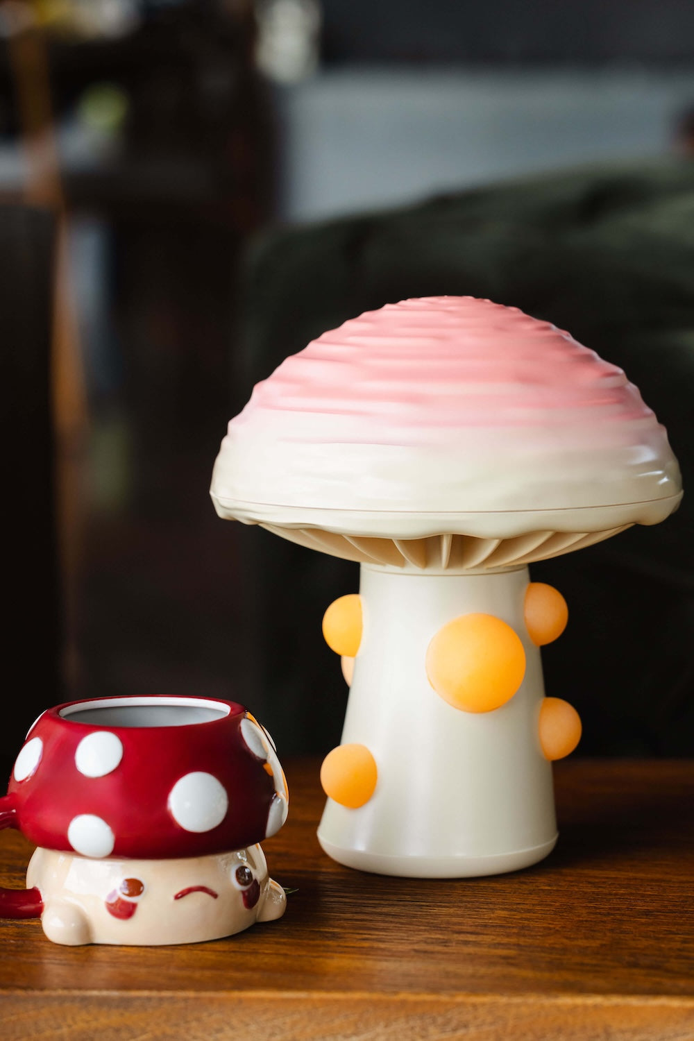 Form + Fungus Series | Wrinkled Peach Table Lamp