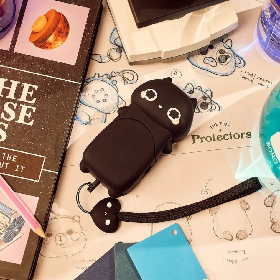 shiloh | black cat stun gun